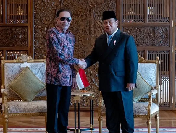 093803800_1712221424-prabowo_anwar_ibrahim